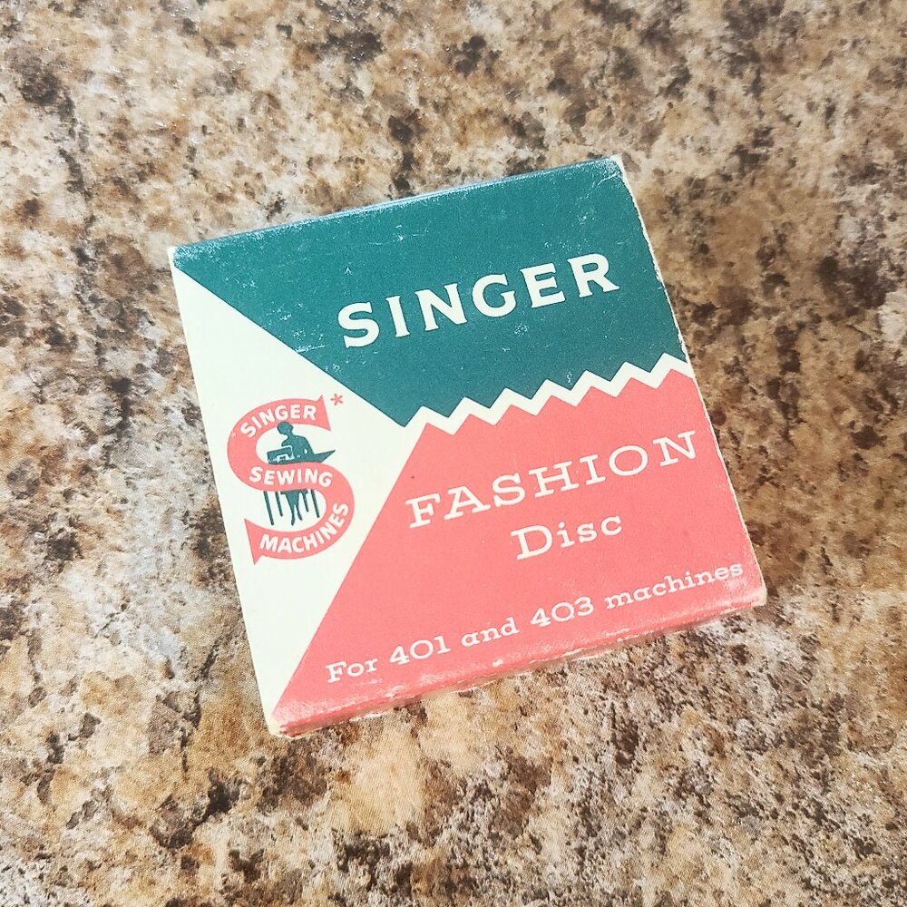 1960 Singer Fashion Disc #12, Domino Pattern, Singer No. 174534, Made In USA